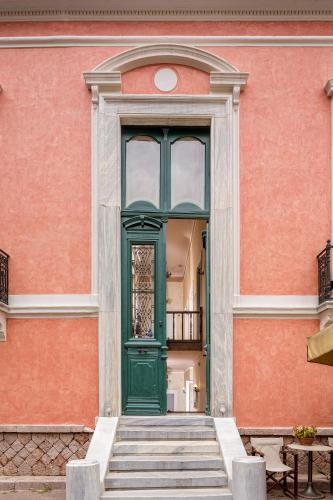 Nafsimedon Hotel - image 10