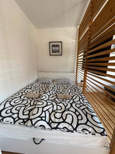 Garden-view Apartment near City Center, Bratislava (Foto 3)