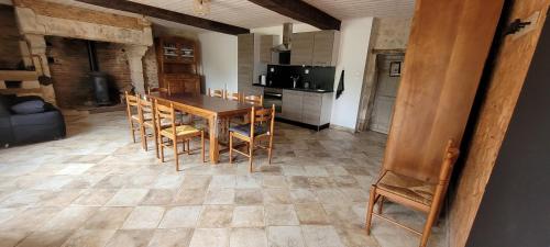 Le logis de la Chauveliere in La Chapelle-Thémer