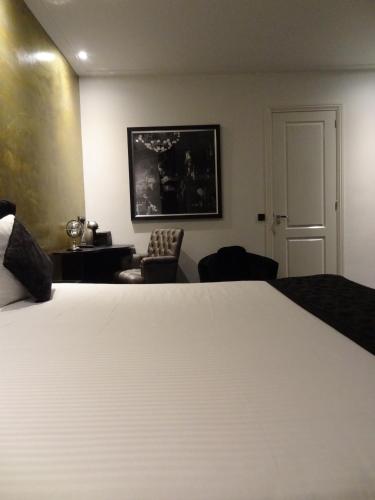 Sara's Boutique Hotel - image 13