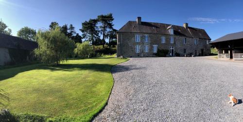 Ancien hôtel aux moines Pierrefitte St Lo (Ancien hotel aux moines Pierrefitte St Lo) in Saint-Lo