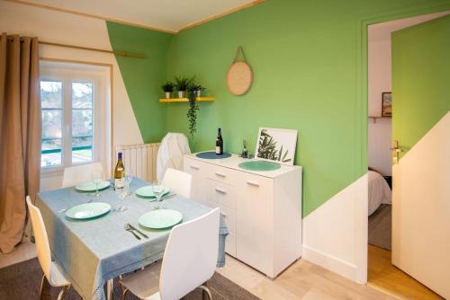 Tesis özellikleri, La Motte Bridard - 2 chambres - 1 canapé-lit - Parking - Jardin (La Motte Bridard - 2 chambres - 1 canape-lit - Parking - Jardin) in Auxerre