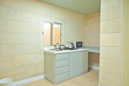 kuhinja, Atheer in Dammam