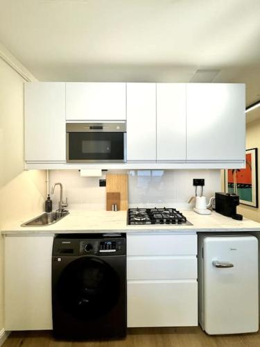 Brand New Studio - Comfy & WFH, Dubai (foto 6)