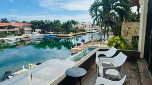 2 Story PH on the Water with Pool in Puerto Aventuras, Mexico