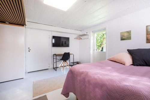 Guest apartment with authentic Finnish wooden sauna, 10 min drive from the airport, Helsinki (Foto 3)