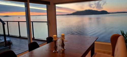 Villa with a view, Ålesund
