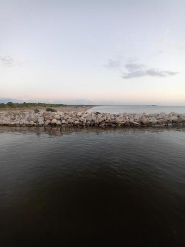 PETROS ROOMS to LET KALOGRIA BEACH