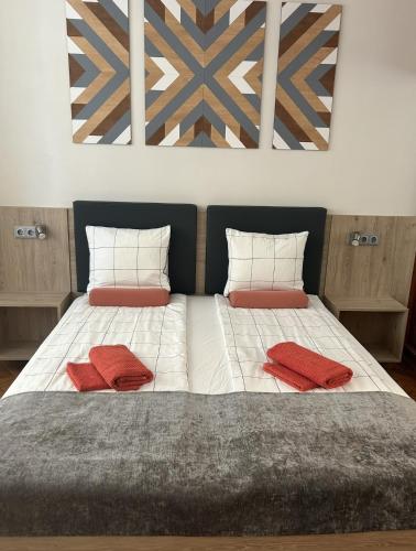 Paprika Apartment Studio - image 6