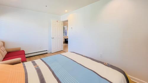 Ocean Park B&B in Surrey, Canada
