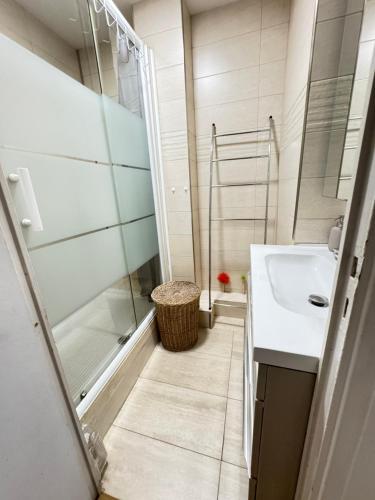 Appartement proche métro la Timone pour 4 pers Avec 2ch, Marseille (fotografie 3)