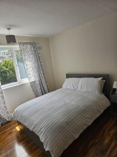 Feel at home away from home, Plumstead (photo 8)