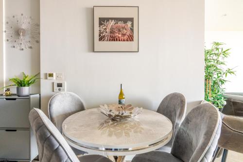 Stunning London city view large 1 bed apt, Londyn (zdjęcie 9)