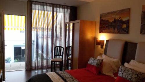 Welcome In - image 12