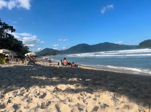 Ubatuba - Praia do Sape - Maranduba - Condominio Hora da Praia in Praia do Sape