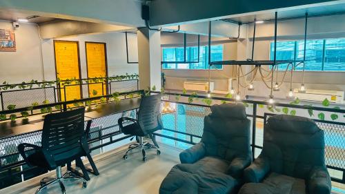 Friends Station Tukkom Hostel & Cafe 4