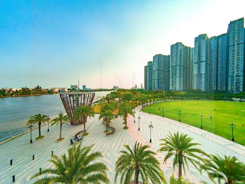 Landmark Luxury - Vinhomes Central Park