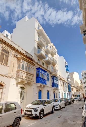 Chic Apartment Stays by Buena Vista 3