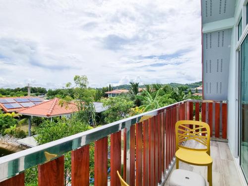 Tina's Living Paradise II - Guesthouses with private pool, 5 min to beach Tina's Living Paradise II - Guesthouses with private pool, 5 min to beach