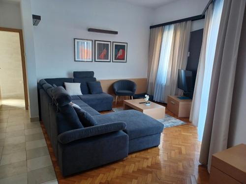 Apartment ACI Marina CRES - image 3