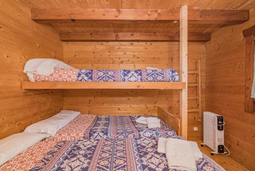 Deifontes Alojamiento rural Caserio de la Fuente 5-Star Guesthouse suite