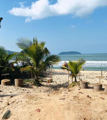 Ubatuba - Praia do Sape - Maranduba - Condominio Hora da Praia in Praia do Sape