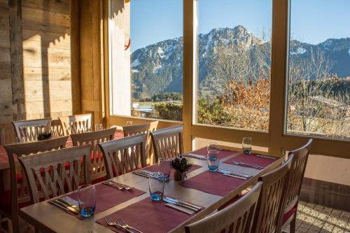 Alpine Classic Hotel - image 7