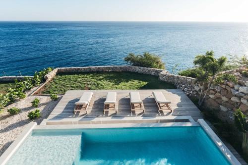 Bocazul 5 Seafront Villa