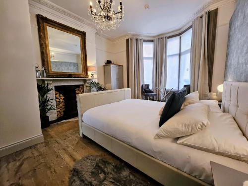 Brighton Marina House Hotel - image 7