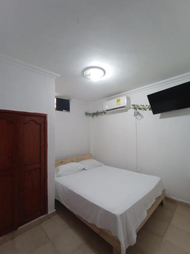 Hostal Miami Beach in El Bosque