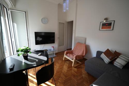 Heart of Athens 1 Bedroom - image 8
