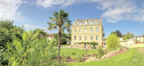 Manoir de l Aiguillon in Herouville-Saint-Clair