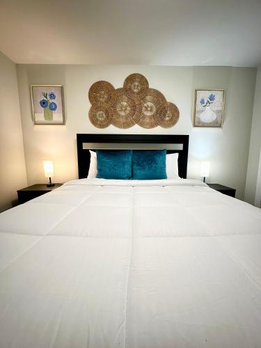 SMART STAYS - Pristine 3bd Oasis in Chicago #1R in Chicago, USA