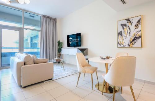 Elite LUX Holiday Homes - Modern Comfort Studio in Business Bay Dubai, Dubaï (photo 6)