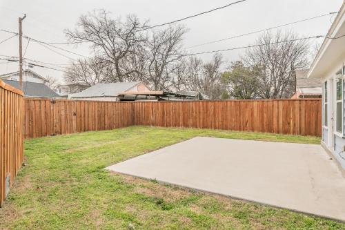 4 BEDROOM W 3 KING BEDS Next To TCU, Dtwn, Hospitals in Fort Worth, USA