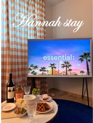 Hannah Stay - Фото 1