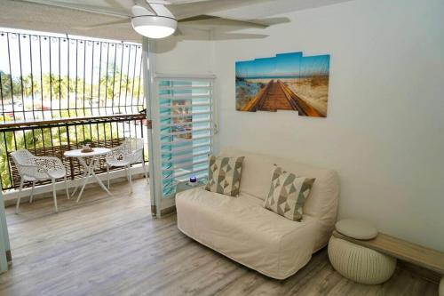 Relaxing Studio Near El Yunque With Pool View in Luquillo