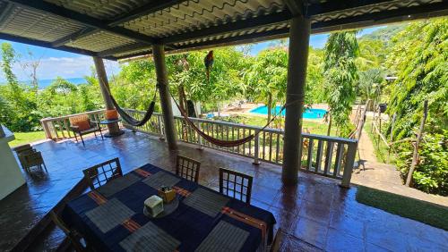 Jaco Mizata Beach and River in Acachapa