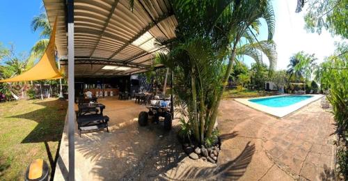 Jaco Mizata Beach and River in Acachapa