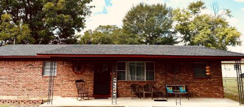 . Murfreesboro Wandering Wagon Located in town