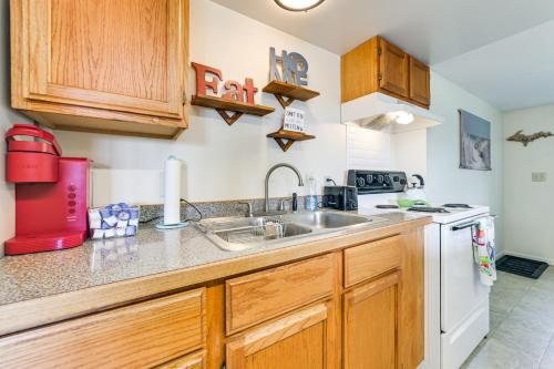 Cozy Apt Less Than 1 Mi Near Lake Huron and Mackinac Island! in Saint Ignace, USA
