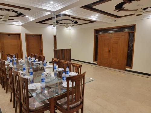 Airport Guest House - JIA in Karachi