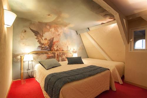 Triple Family Room