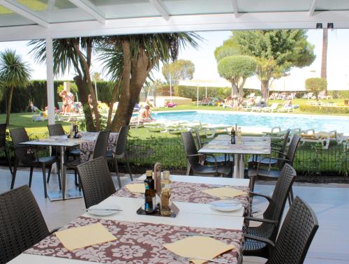Restaurant, Parque Mourabel, Oasis Village & Pe do Lago in Vilamoura