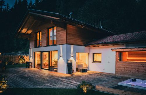 Viesnīcas āriene, Chalet Astra, Whirlpool & Sauna in San Pancrazio Saint Pankraz