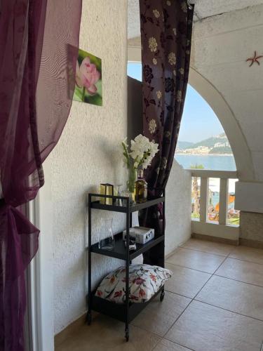 Sea view, Rafailovici (foto 2)