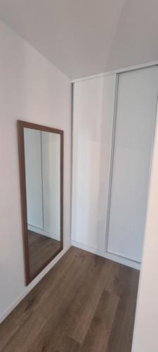 Avenue of MARA - ULTRACENTRAL Studio DeLuxe, Plus FREE Underground Parking Avenue of MARA - ULTRACENTRAL Studio DeLuxe, Plus FREE Underground Parking