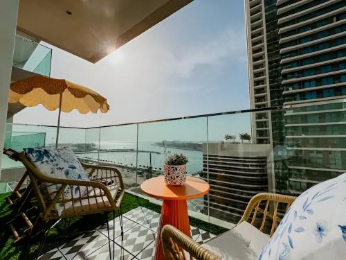 Beachfront Bliss: Chic 1 BR Retreat by the Sea, Dubaï (photo 8)
