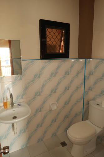 Jo-Cris Apartelle – City of Lapu-Lapu, IL