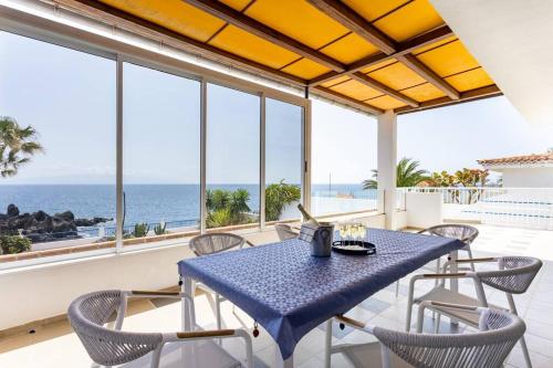 Penthouse in Oceanfront Villa - Next to the Beach, Puerto de Santiago (zdjęcie 6)